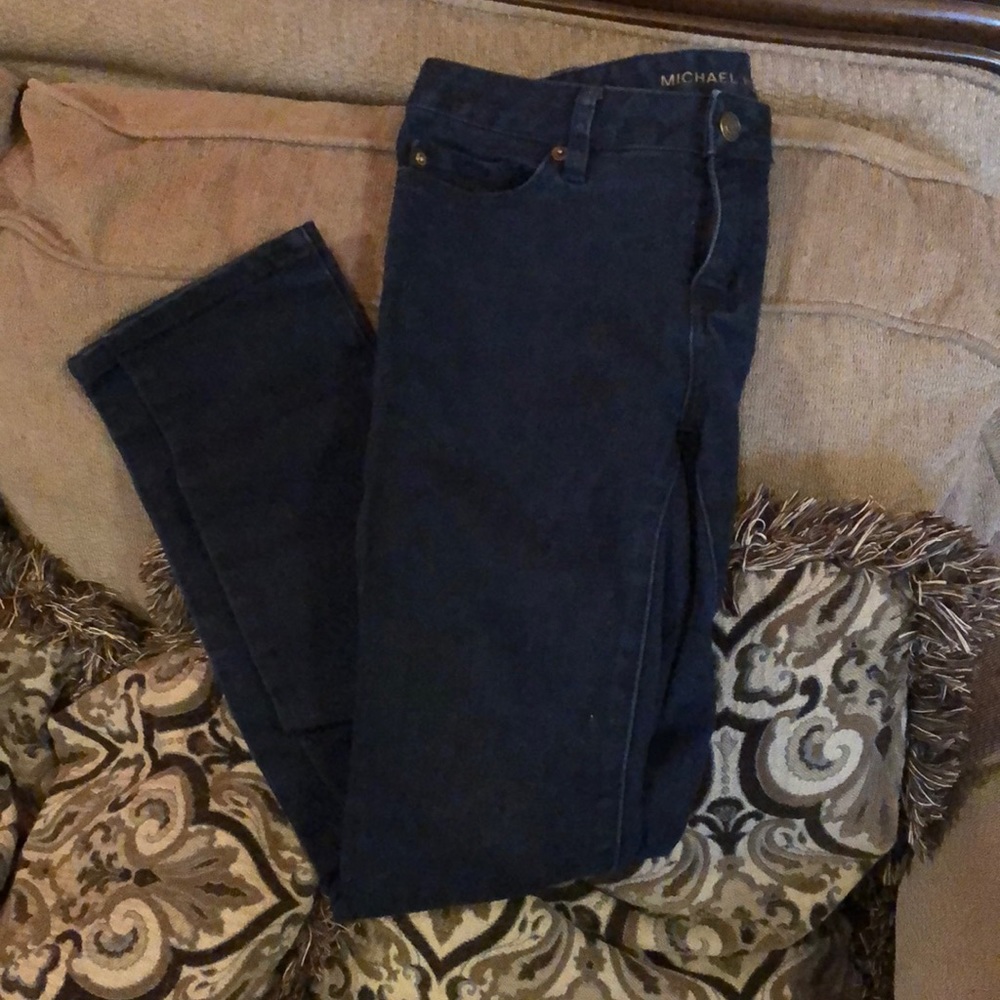 Michael Kors size 4 skinny legged jeans